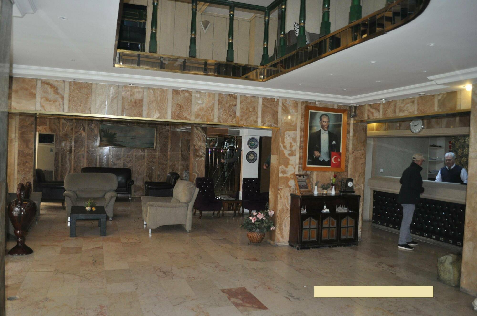 Hotel Kocaman Ізмір Екстер'єр фото