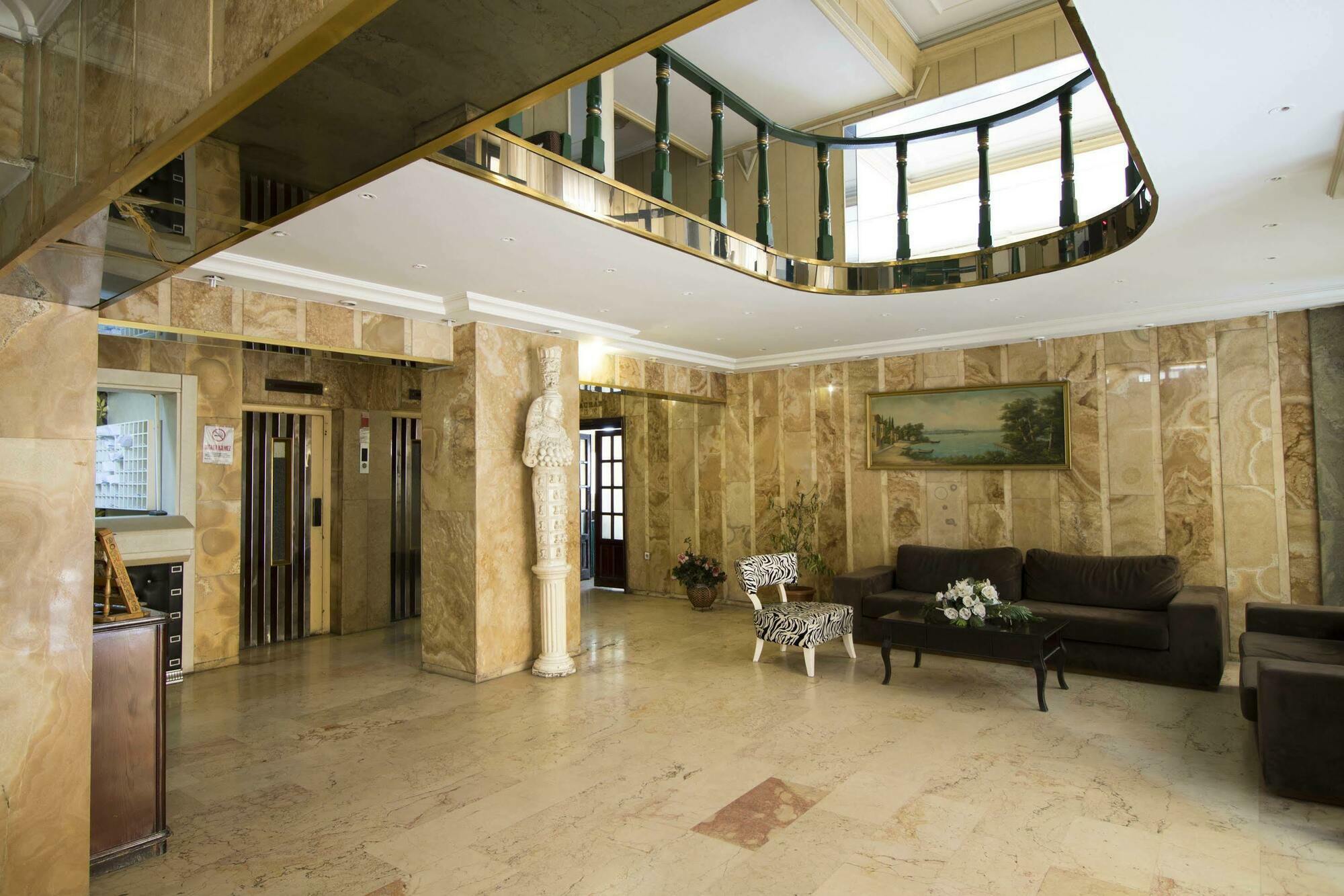 Hotel Kocaman Ізмір Екстер'єр фото