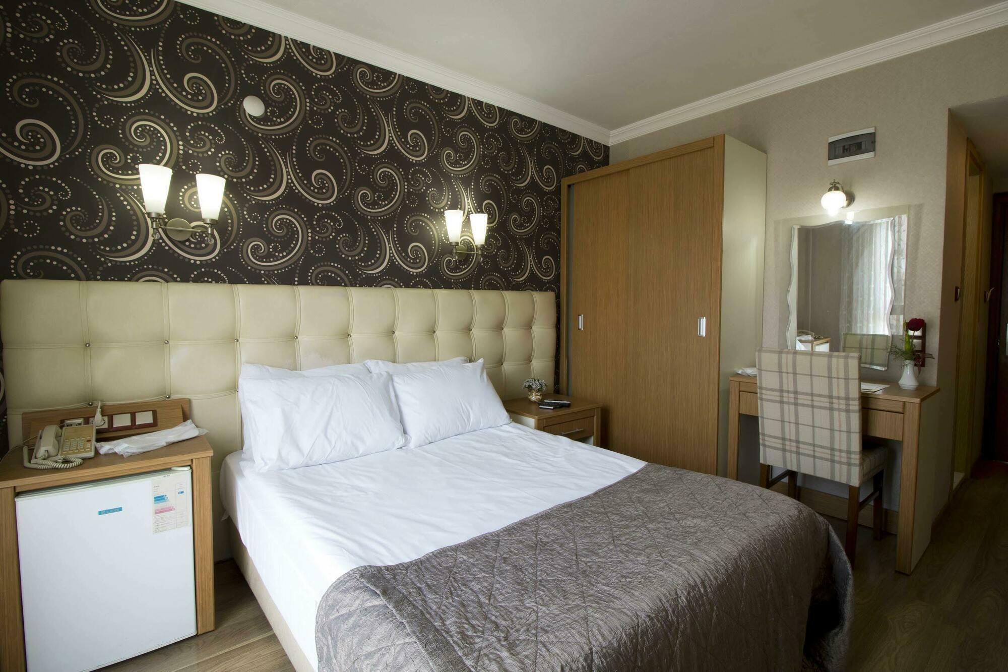 Hotel Kocaman Ізмір Екстер'єр фото