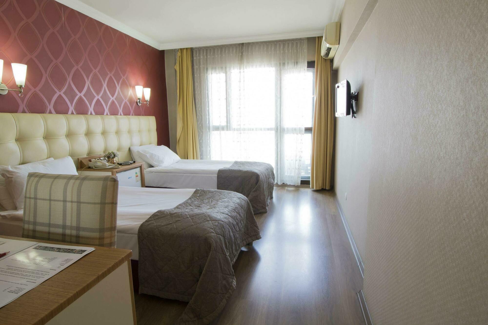 Hotel Kocaman Ізмір Екстер'єр фото